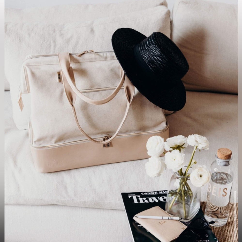 Beis Weekender in Beige